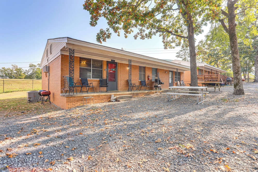Shared Dock & Yard: Greers Ferry Lake Home!