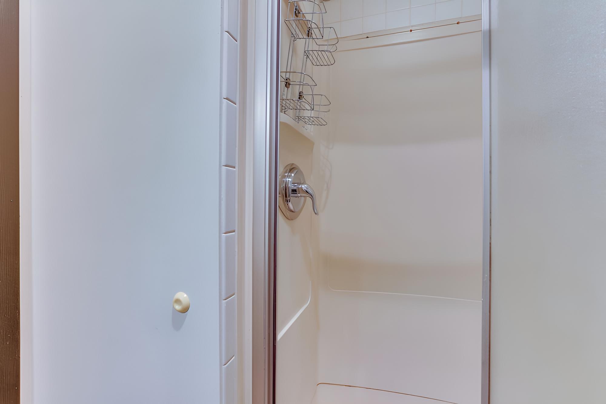 Vernon Township Condo < 1 Mi to Ski Lifts, Golfing view 2