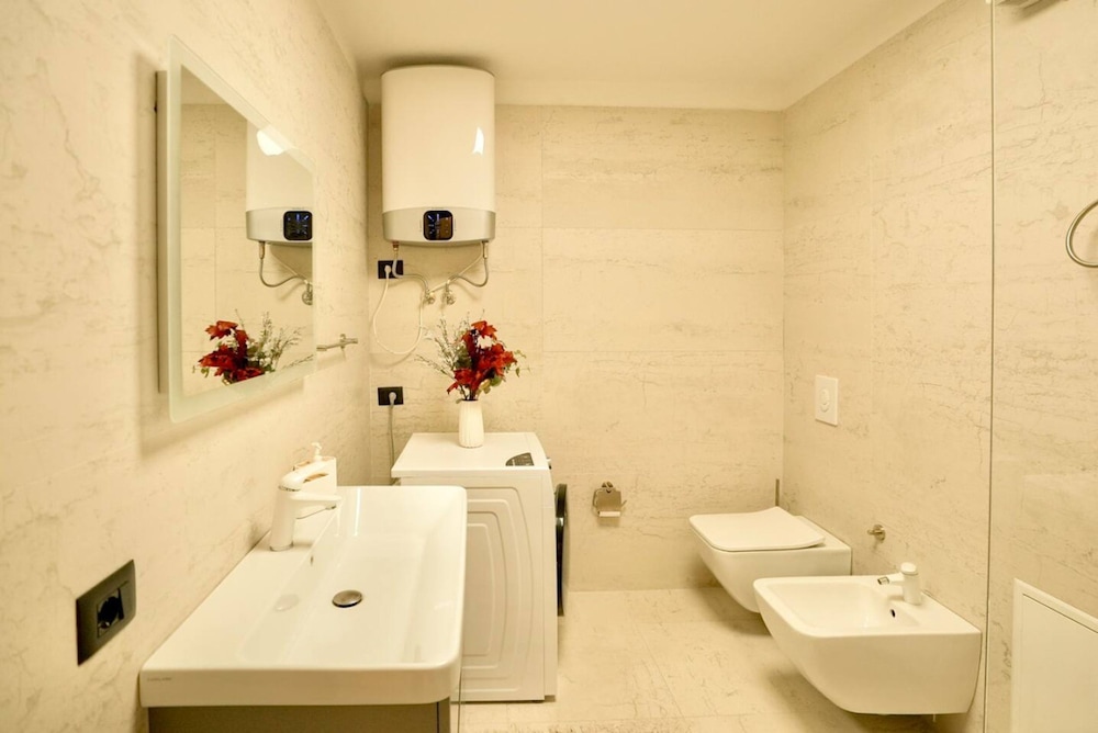 Grandstay Apartments 010