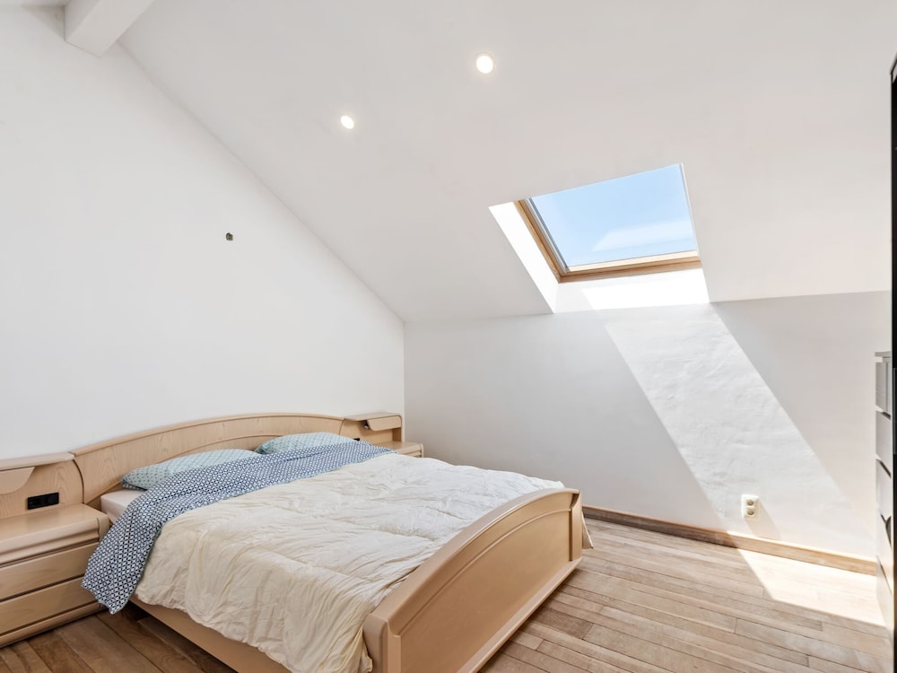 Charming Holiday Home in Geetbets With Terrace view 3