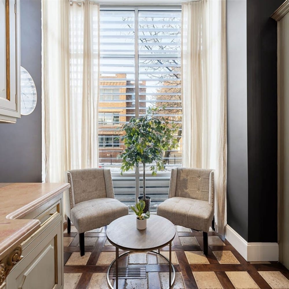 5BR 5BA Architectural Estate-theatre Gym Rooftop