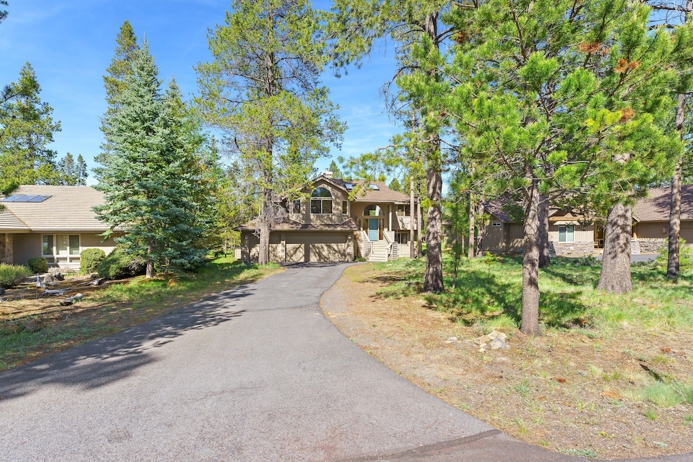 7 Vine Maple 4 Bedroom Home