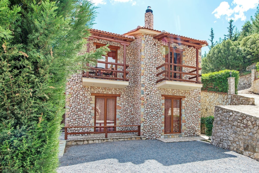 Oneiro Resort