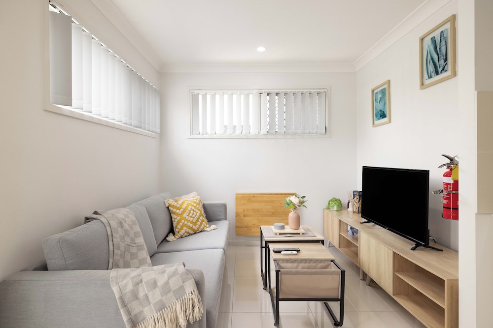 Smart Suites Self Check-in Apartments - 31A Freney
