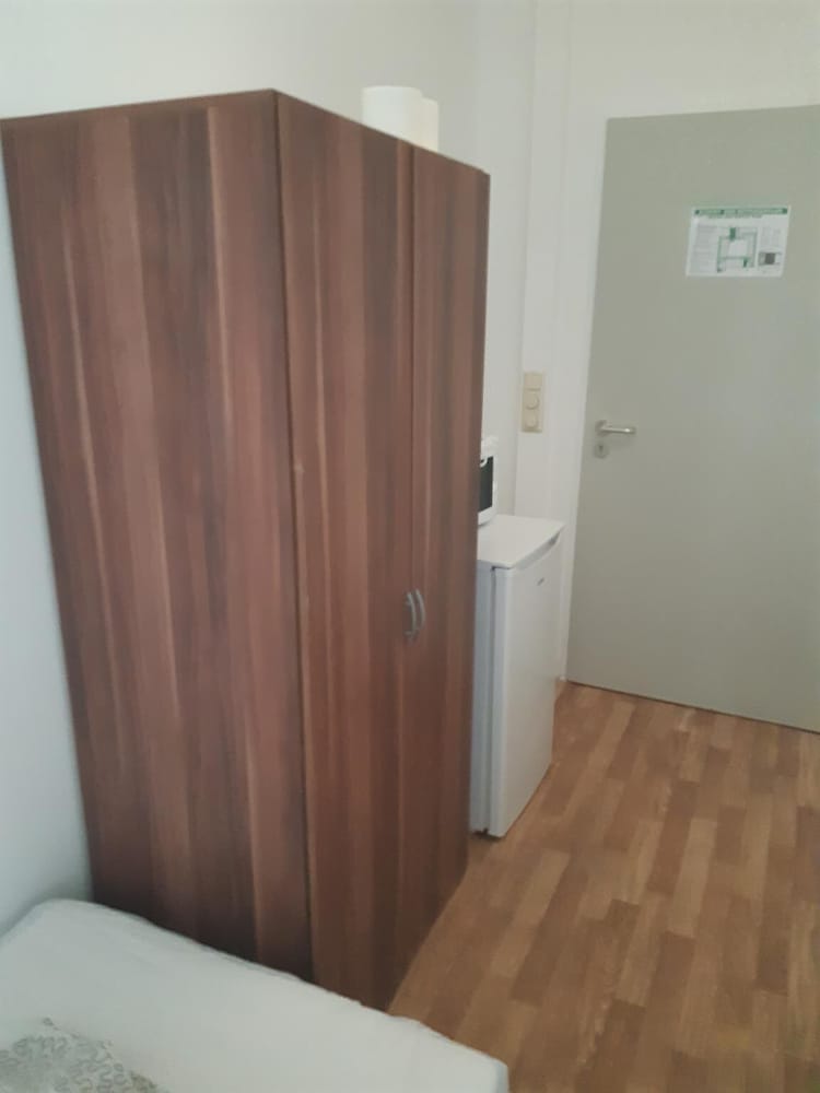 2-Rent Group Hostel Zimmer&Apartments GKP2