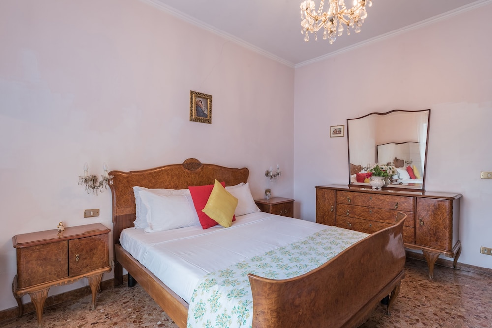 Warm Apt In Ancient Building In Vatican-p S Pietro