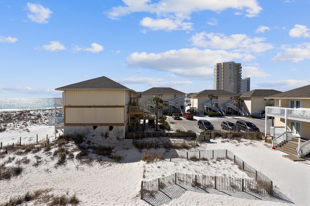 Sandpiper Cove 2138 2 Bedroom Condo by RedAwning