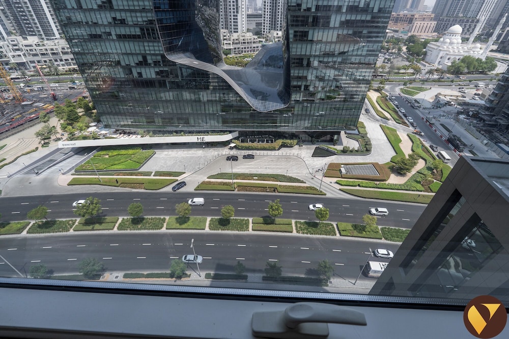 Damac Cour Jardin Pool & Gym Access