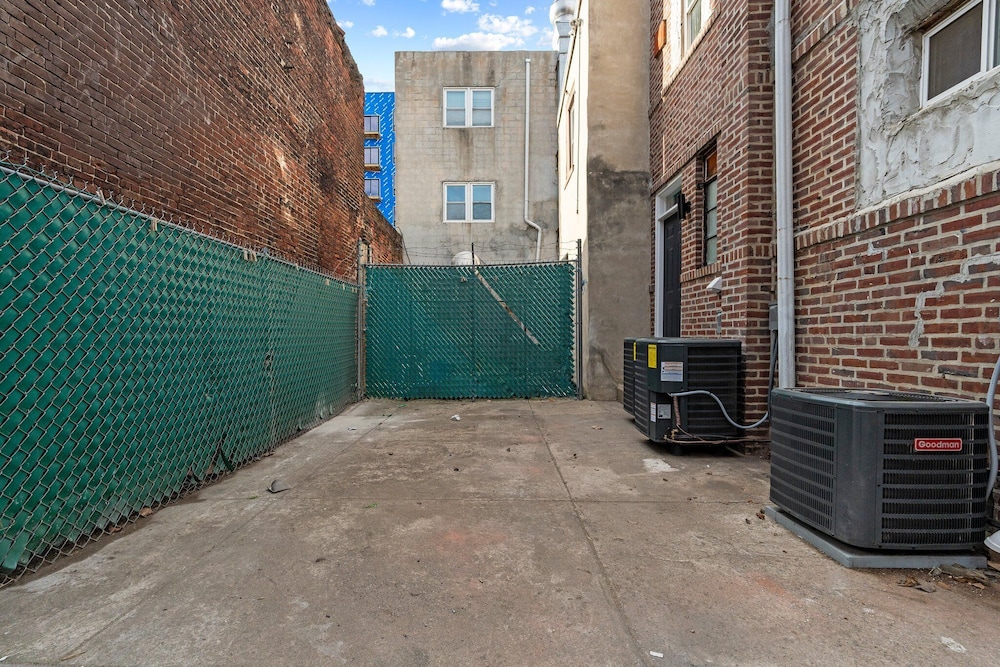 Fishtown Haven 2 King Beds Gated Parking