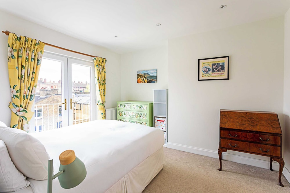 Gorgeous Brixton Garden House