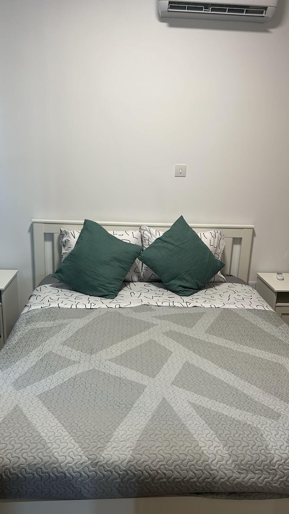 Cozy 3 Bedroom Villa Close to the Beach