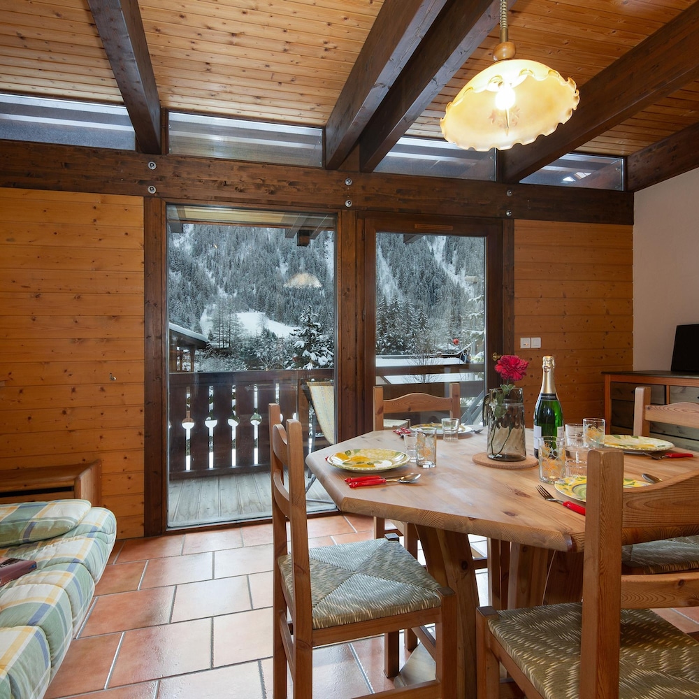 Chalet R Sidence Chantey Mourry 6
