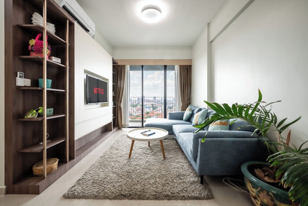 Royal Platinum Condo by Soben Homes