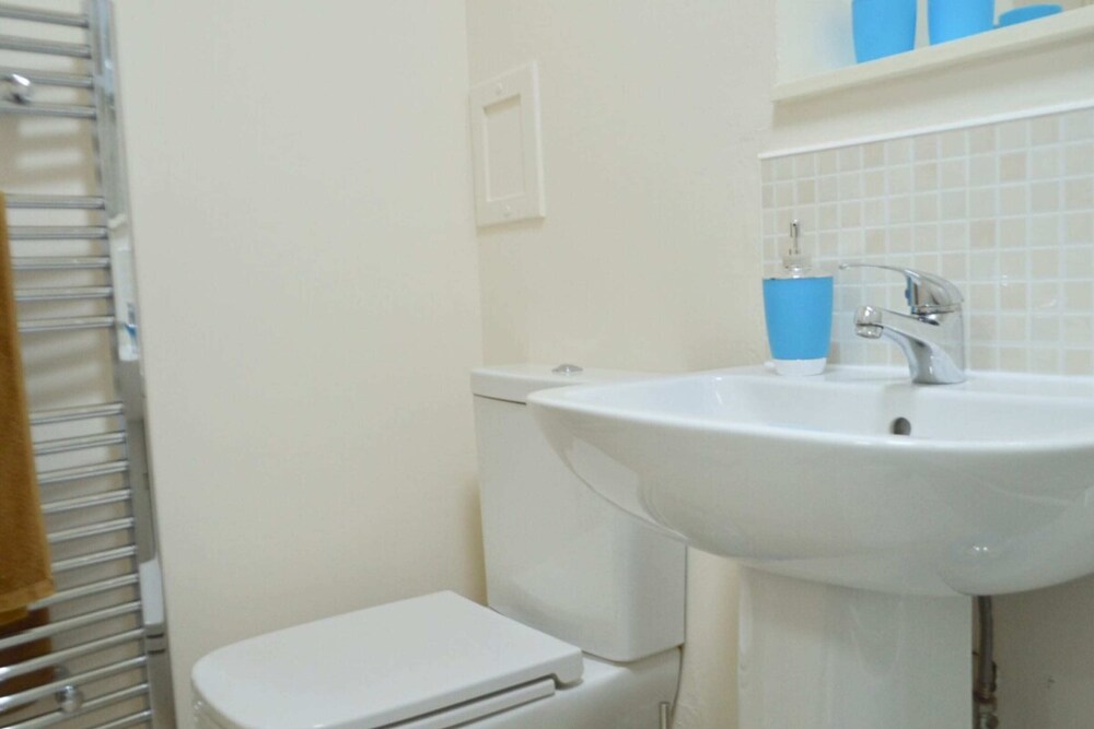 Gorgeous 2 Bedroom Apartment in Converted Church