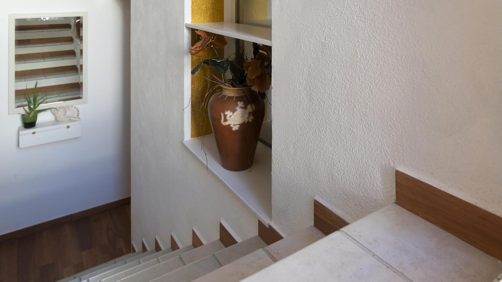 Welcomely - Cozy Apartment Pranos view 5
