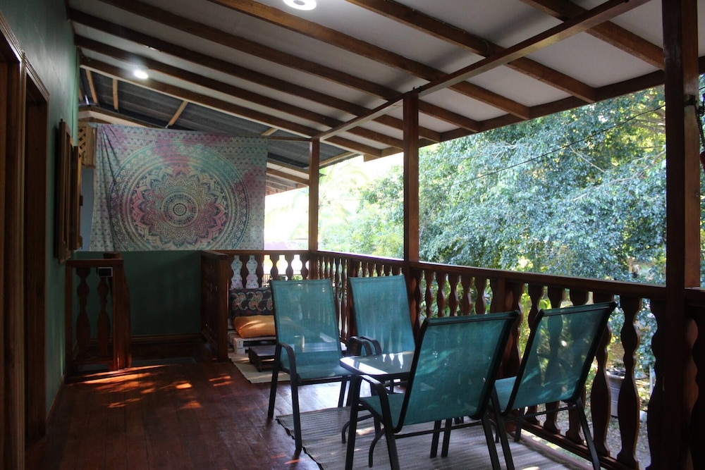 House Number 3 Pura Vida