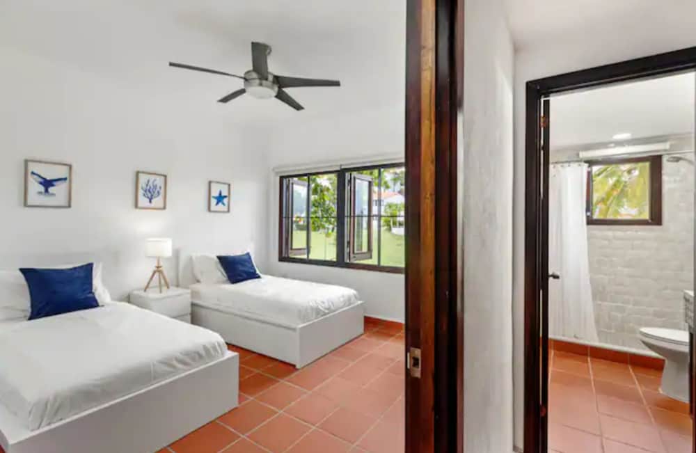 Golfside Villas - Property Image 20