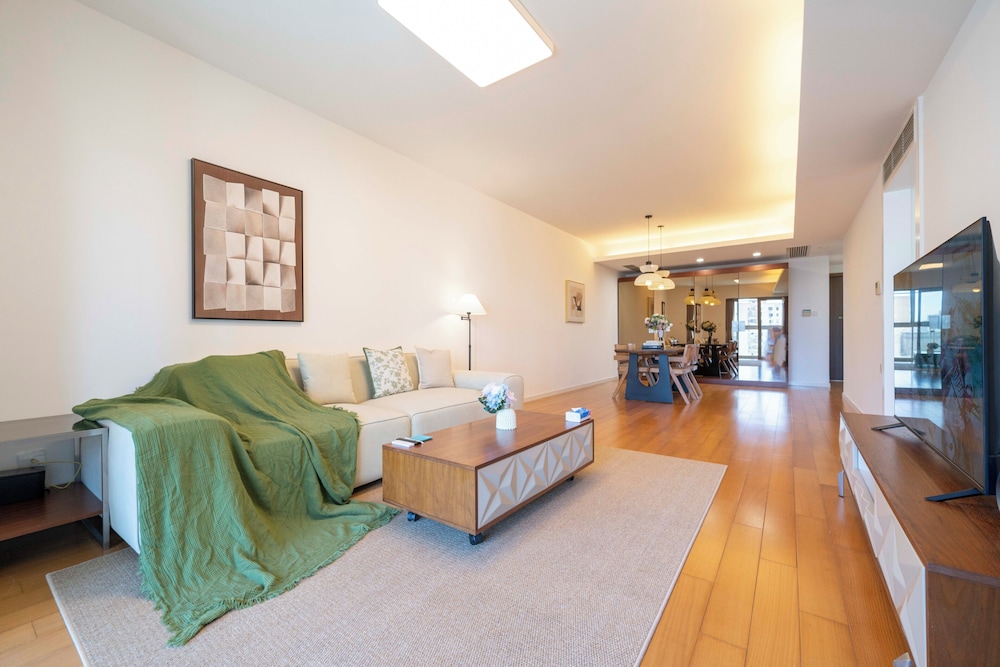 Tyms Stylish 2BR 1BA Retreat Yongxin