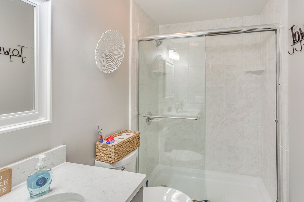 3 Mi to Cherry Grove Beach: Coastal Condo Retreat!