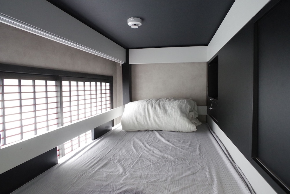 Sora Hostel