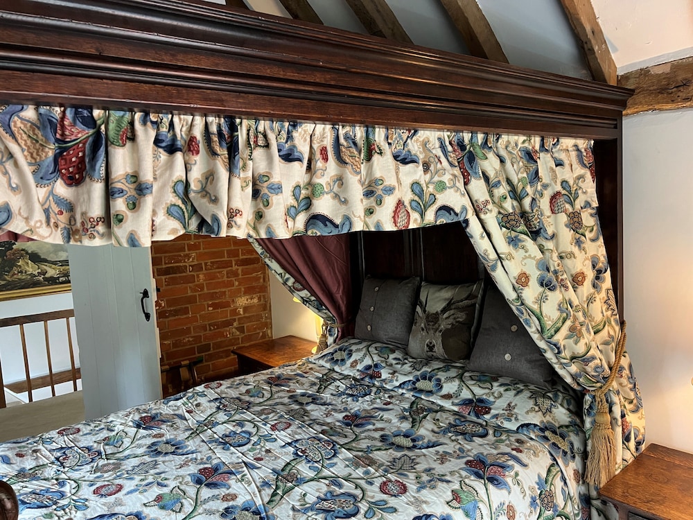 Cherry Tree Cottage view 5