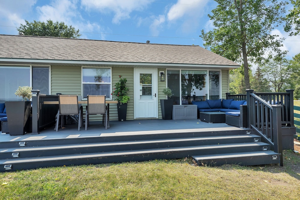 Rizzy's on the Lake - Property Image 18