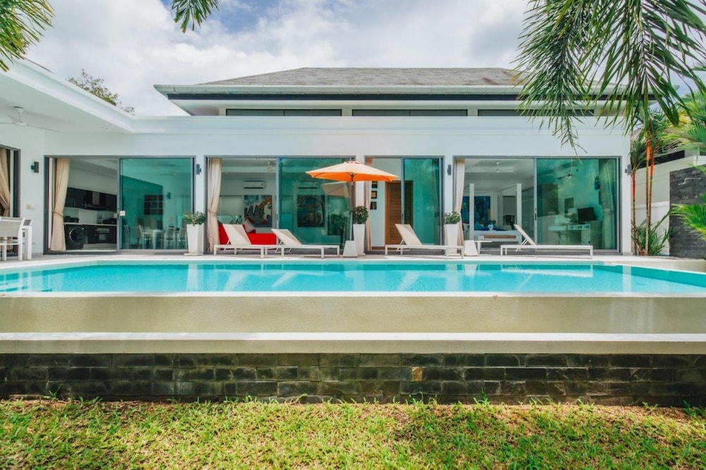 Pool & Wellness