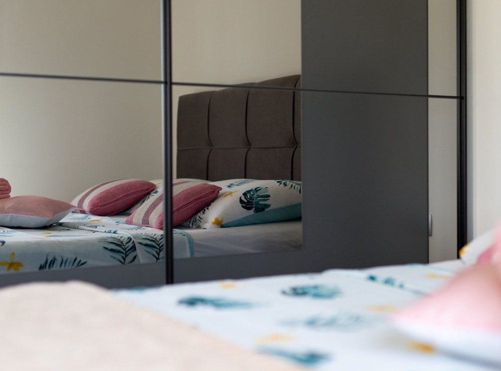 Trendy and Chic Apartment With Terrace and Private Garden