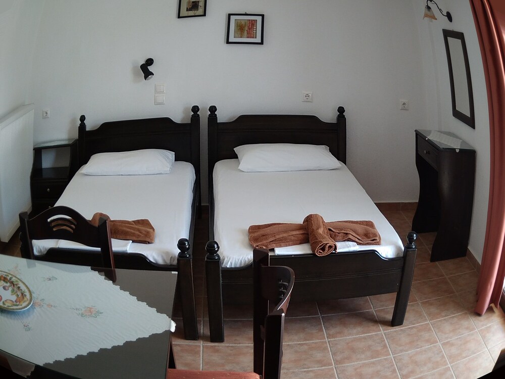 Skiathos Holiday House
