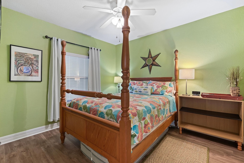 Oceanwalk 13-303