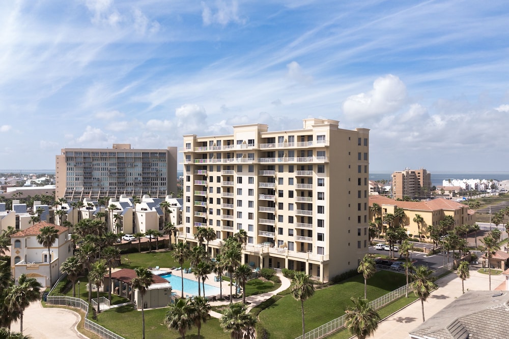 Las Villas Condo Unit 301 - 5 Night Minimum Stays 3 Bedroom Condo