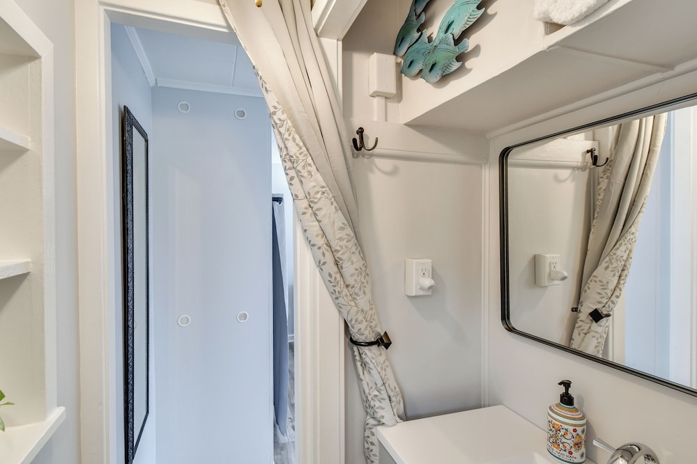 Steps to Water: Houghton Lake Cottage!