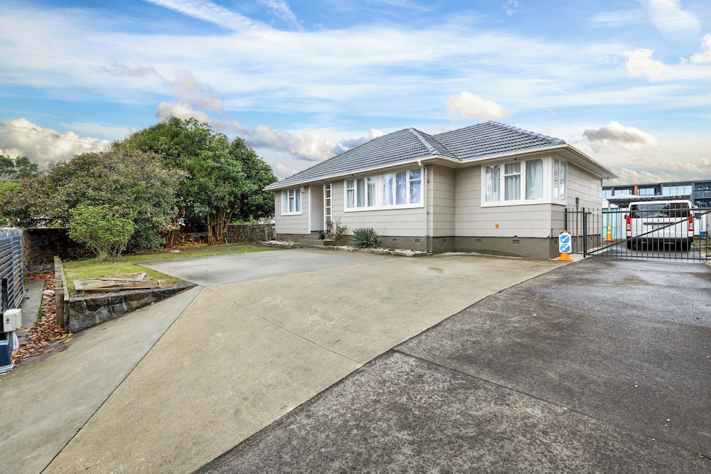 3BR near Tamaki River-Patio&Parking I Zodiak Stays