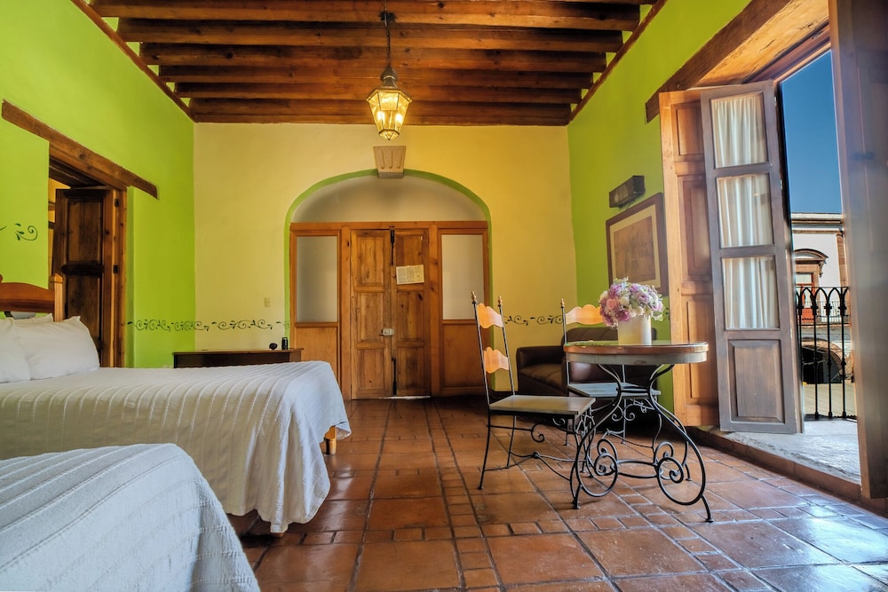 Hotel Casa del Refugio - Image 1