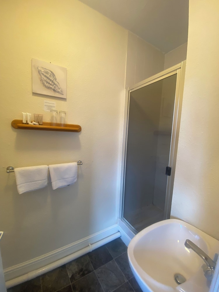 Stokesay inn and b and b
