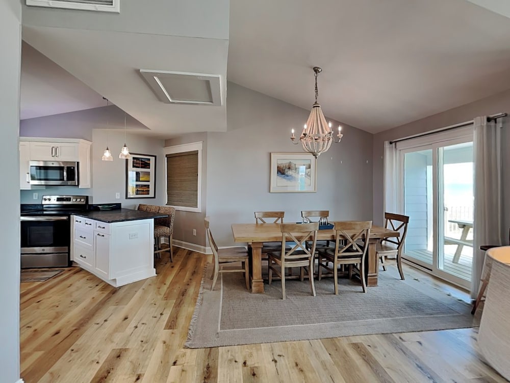 Squirrelly Banana by Topsail Realty