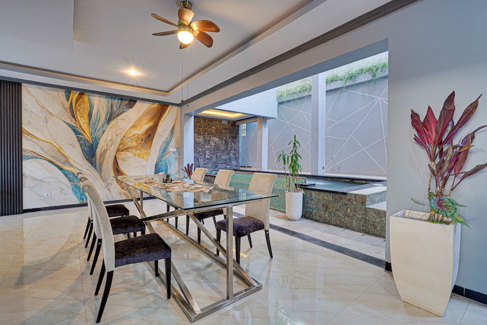 Villa Master Residance