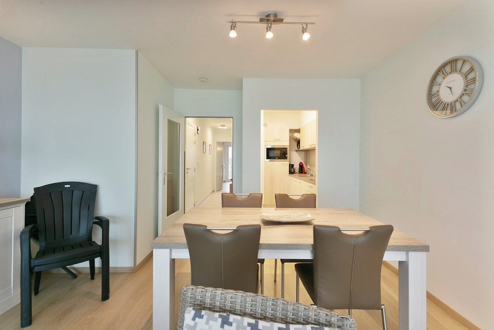 Flat in Blankenberge With Stunning Sea Views