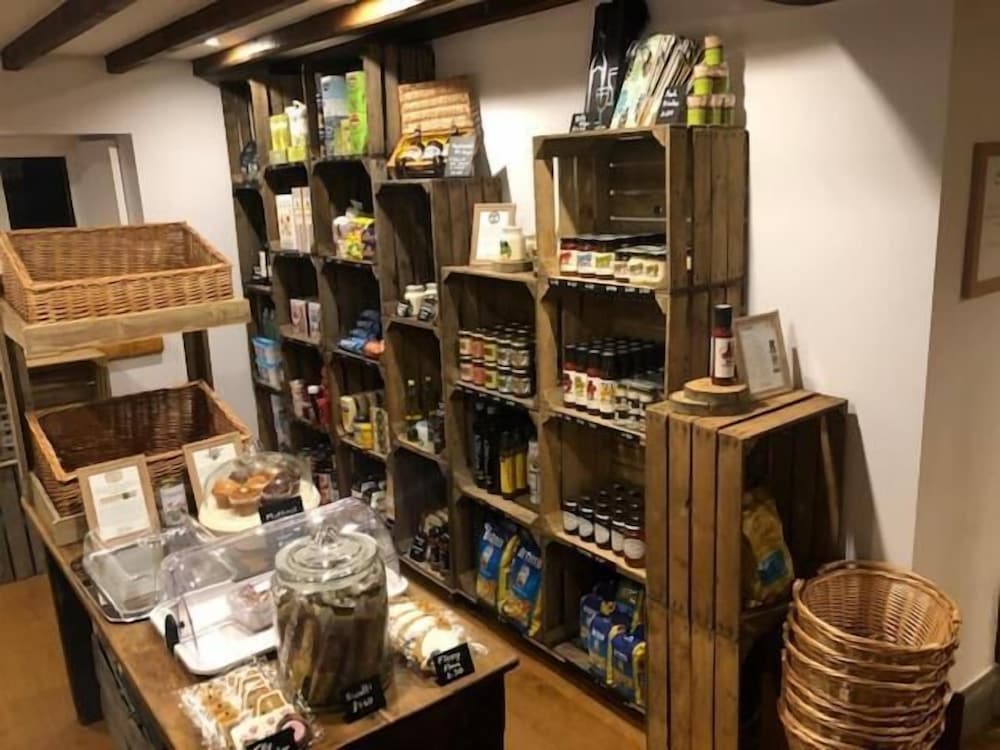 Horse & Groom - Upper Oddington