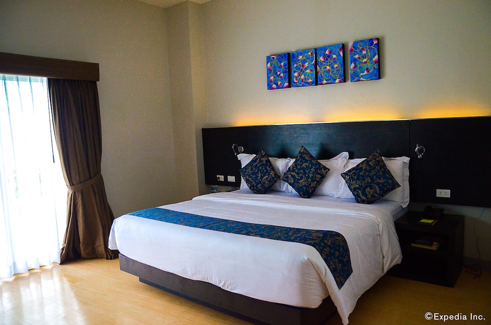 Solea Seaview Resort