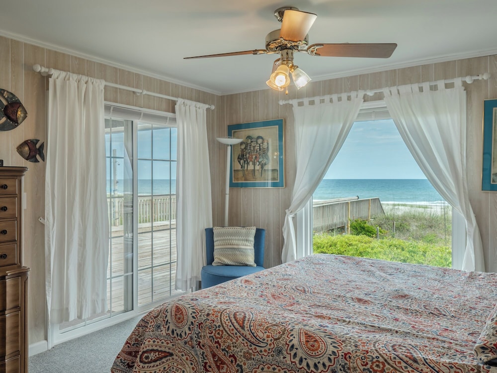 Loony Dunes by Topsail Realty