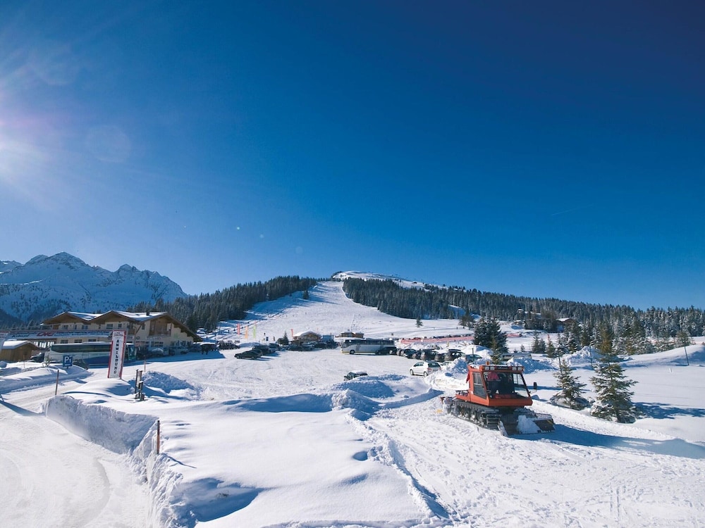 Apartment in Hochkrimml Near Ski Slopes