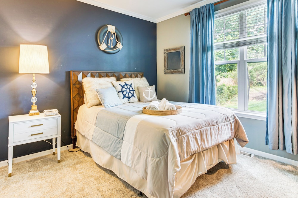 Patio, Deck & Grill: Charlotte Area Group Getaway!