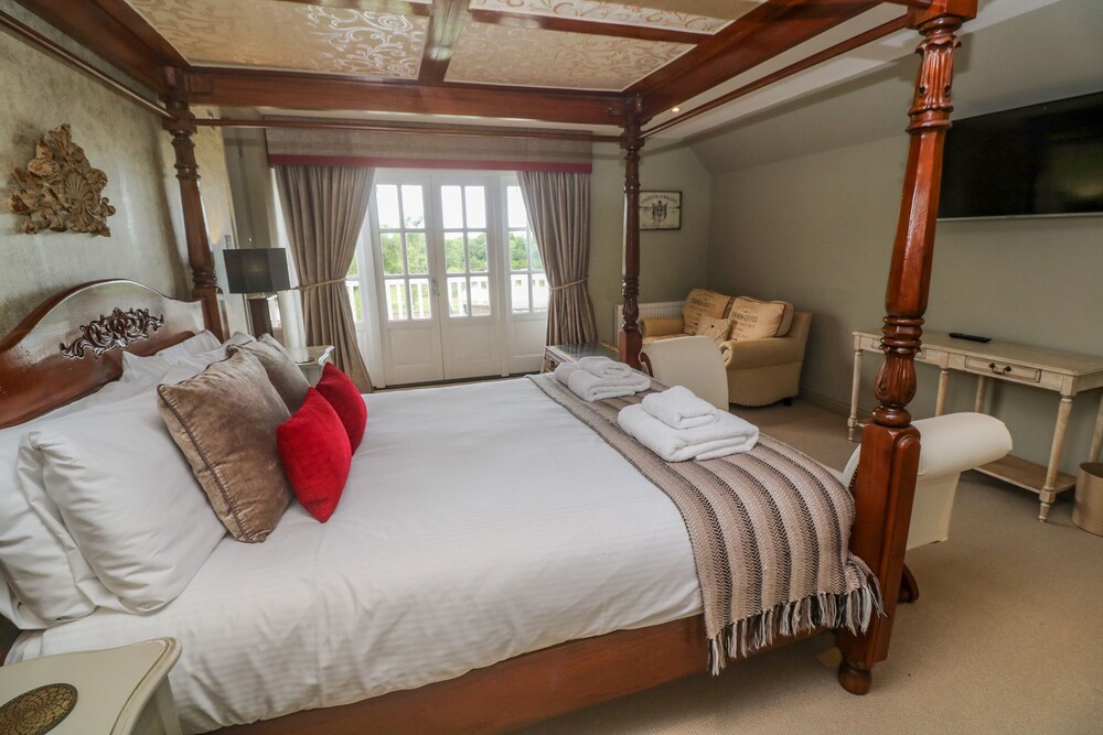 Bodmin Country House