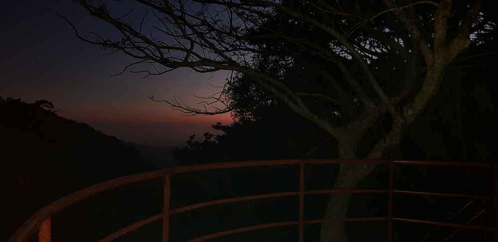 Moras Place B&B - Hostel
