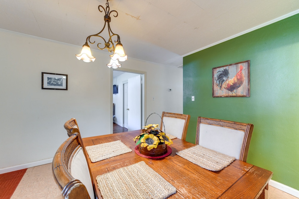 Pet-friendly Maggie Valley Retreat w/ Fire Pit view 2