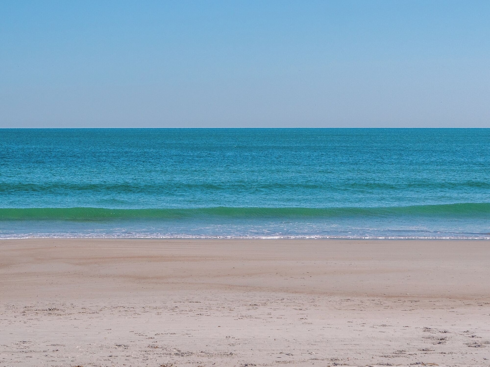 Sea Paradise Cottage by Topsail Realty