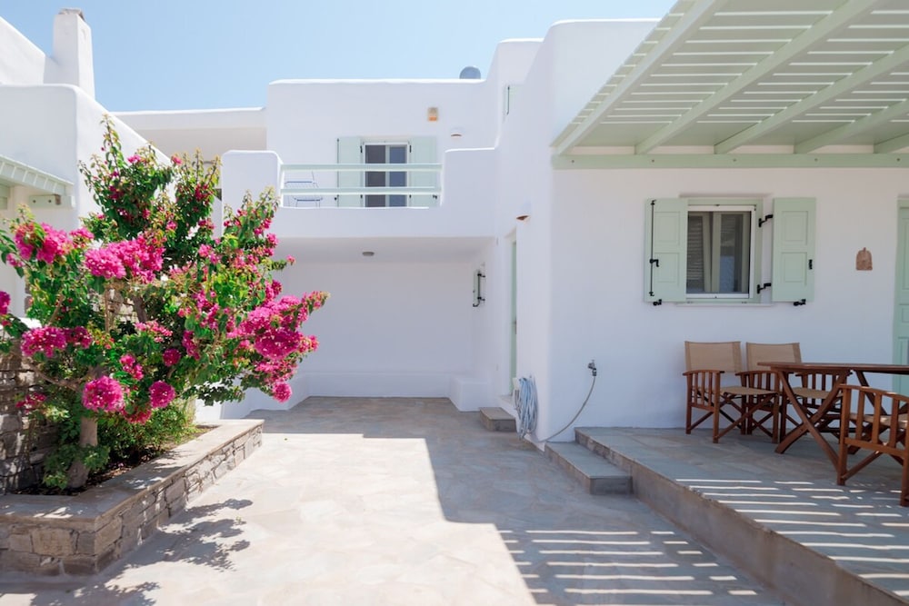 Fairytale House Seaview and Sunset -island Living-