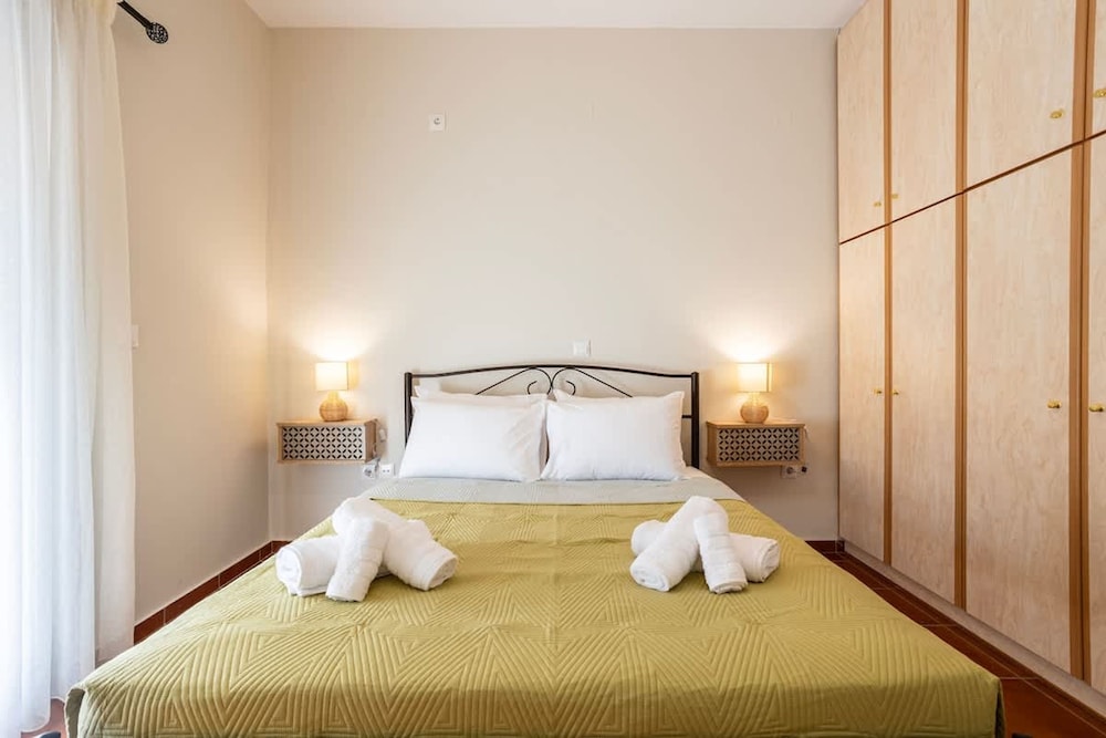 Aelia Guesthouse - Olive Grove Retreat