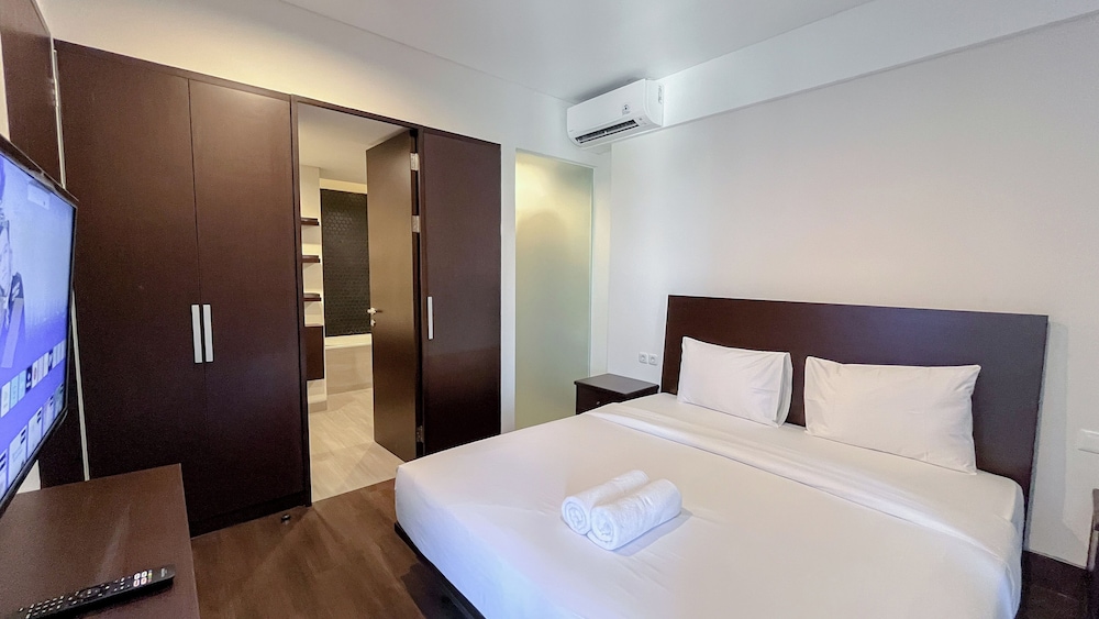 Modern And Stylish 2Br (No Kitchen) Apartment At Skales Residence Nusa Dua Bali